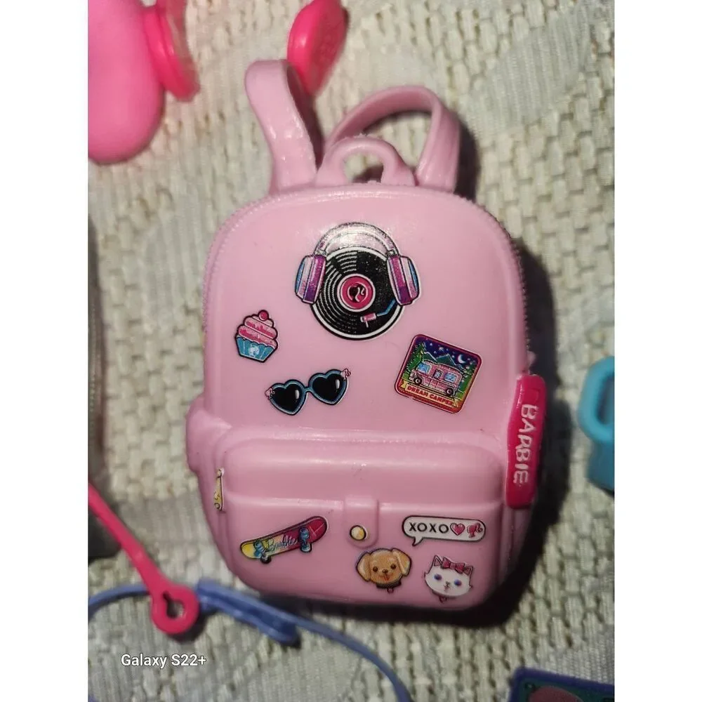 Barbie airport accessories